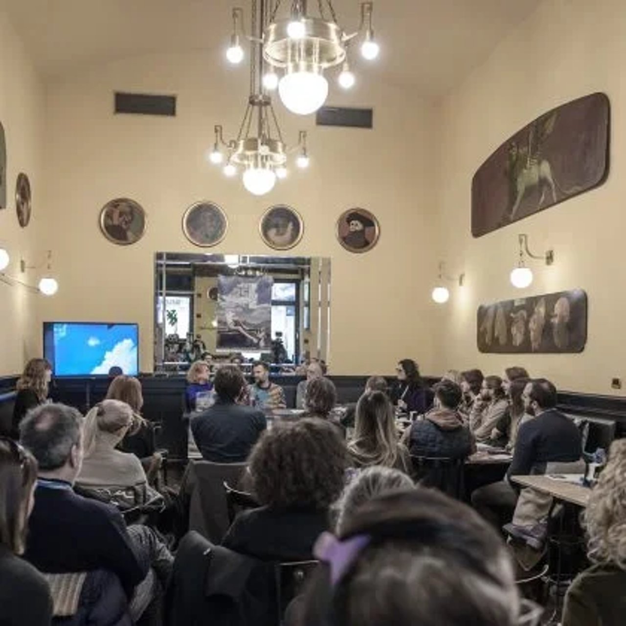 Q&A INCONTRI CON GLI AUTORI, LE AUTRICI, E LE / GLI OSPITI DEL FESTIVAL