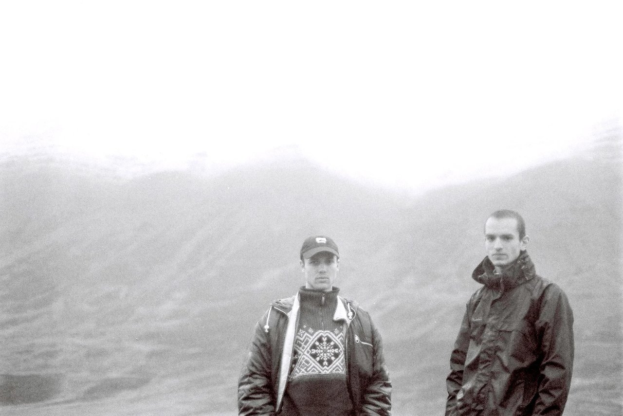 Clyde Gates, Gabriel Sanson