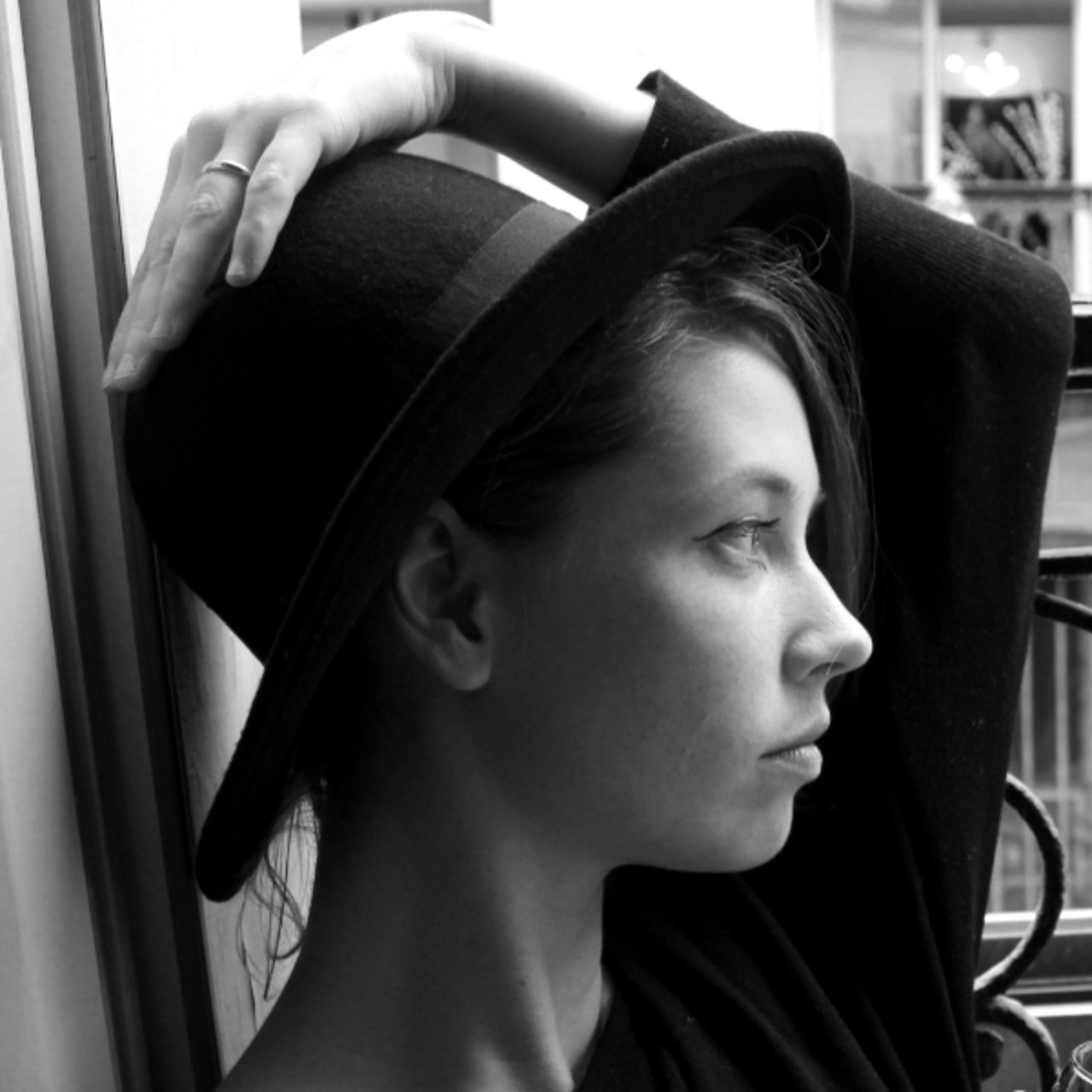 Anya Ru