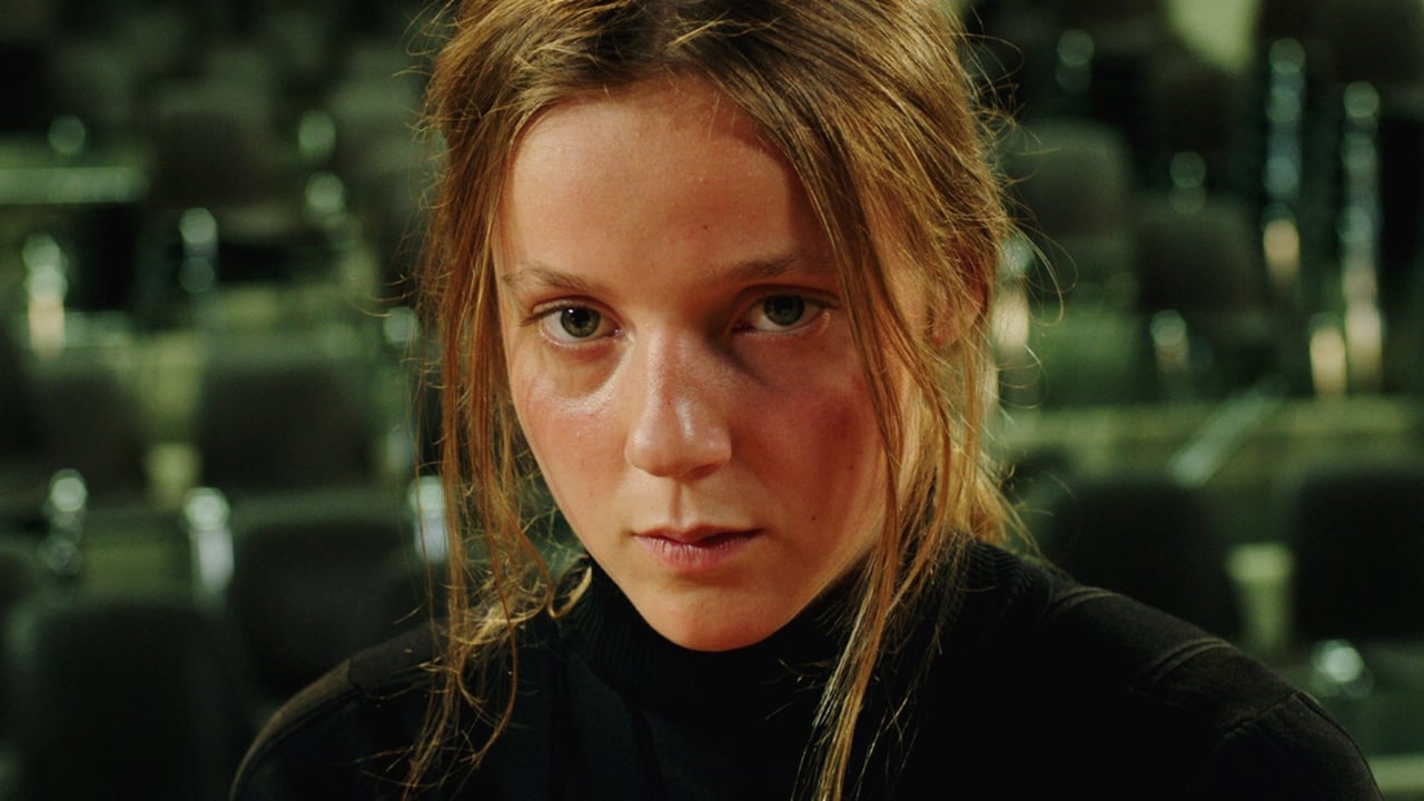 Sarah Plays a Werewolf