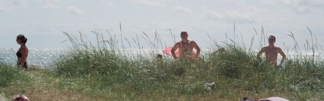 Fight on a Swedish Beach!!
